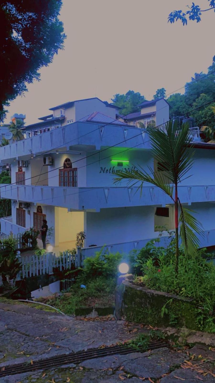 New Nethmi Villa Kandy Exterior photo
